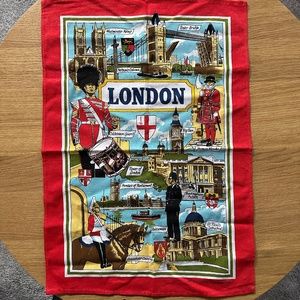 London Souvenir Tea Towel